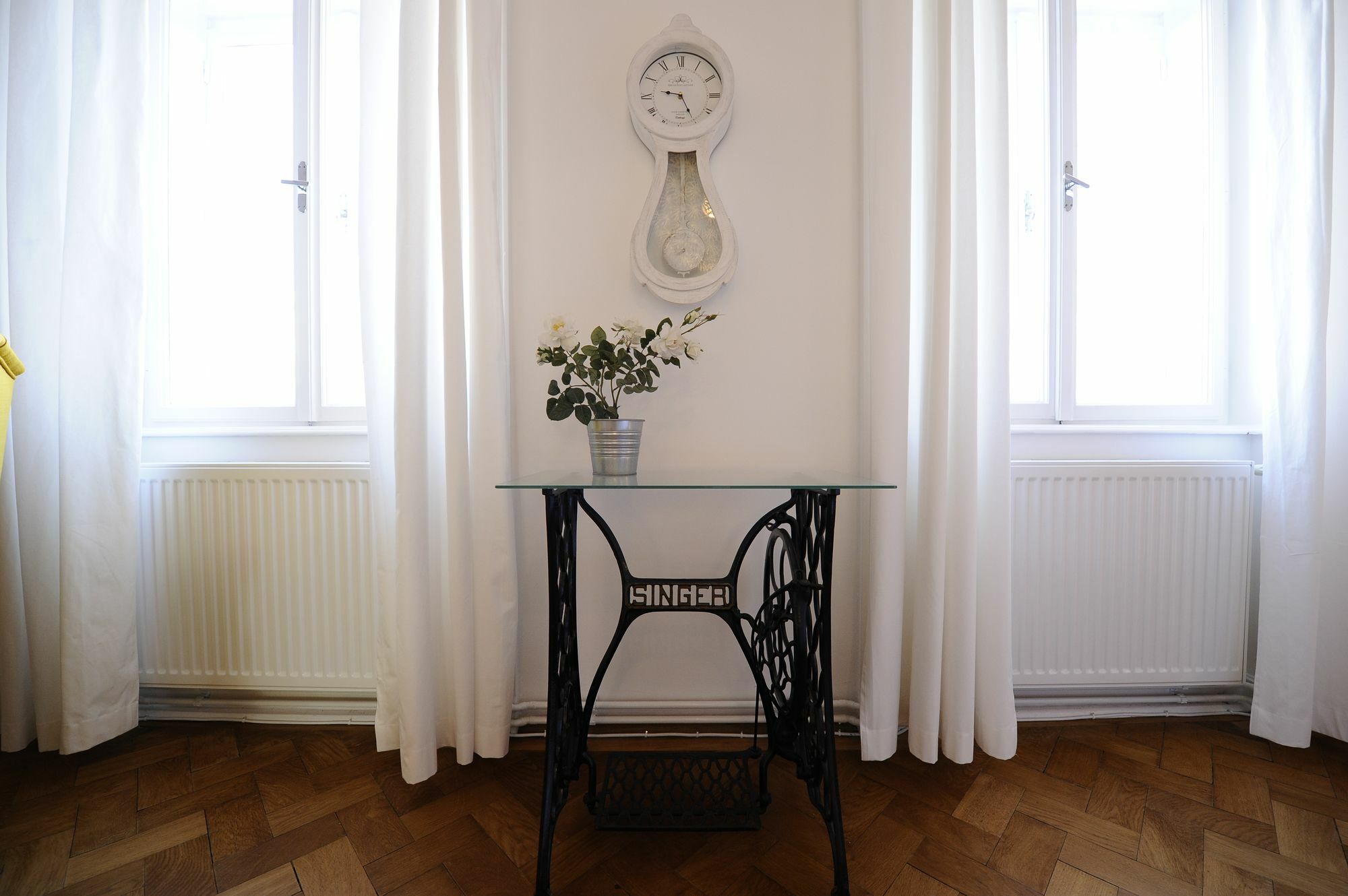 Leuhusen Boutique Vienna,